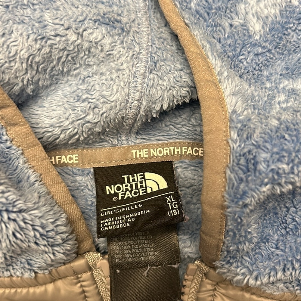 North Face Coat/4 - Picture 3 of 3
